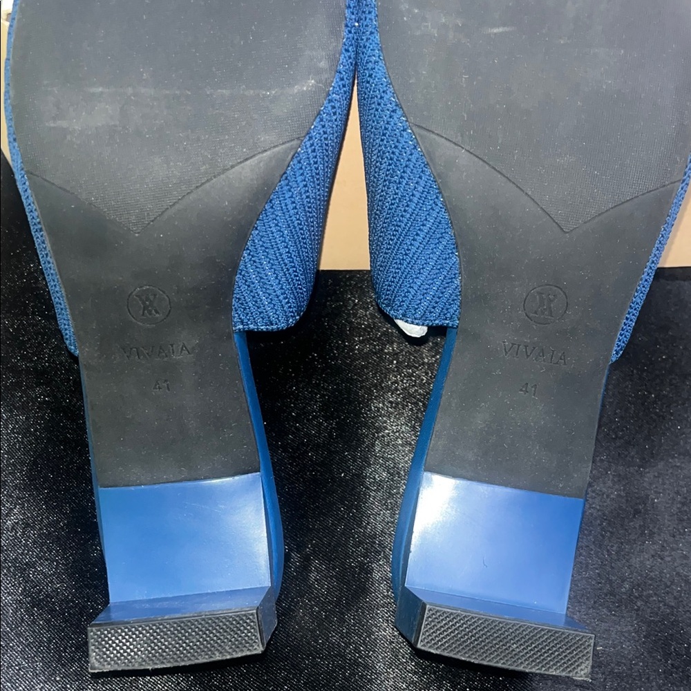 VIVAIA Square-Toe Block Heel Sandals - Picture 9 of 13